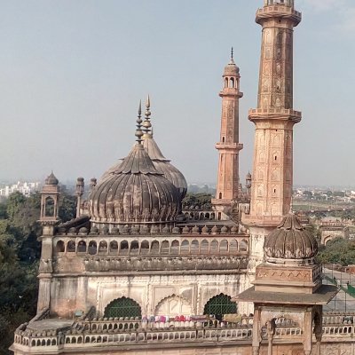 Lucknow Treasures: A Full-Day Private City Tour