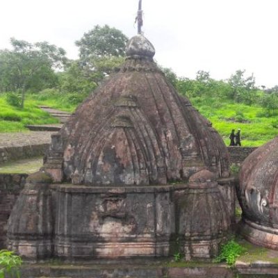 Fortress of Legends: Exploring Asirgarh Fort from Indore