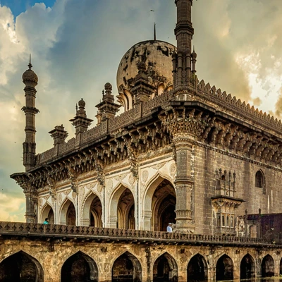 Hubli to Hampi, Bijapur, Badami & Goa Beach Tour