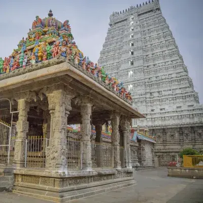 Spiritual Sojourn: Chennai to Tiruvannamalai Temple & Ashram Tour