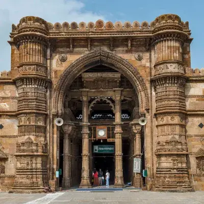 Ahmedabad to Indore Architecture & Temple Tour