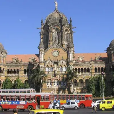 Must Visit Monuments, Caves & Temples Tour from Mumbai