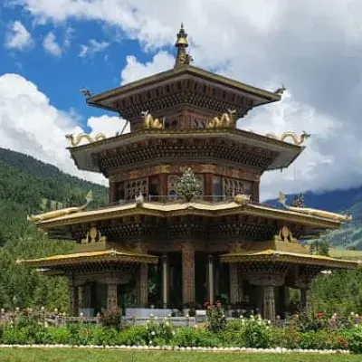 Walking through Bhutan: A Scenic Hiking Tour