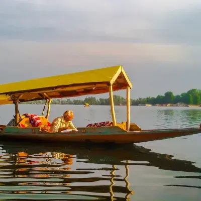 Kashmir The Paradise on Earth Tour