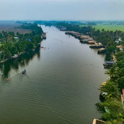 Backwater Bliss: Alleppey Day Cruise with Lunch
