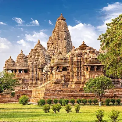 Temples and Tigers: Khajuraho and Panna National Park Tour