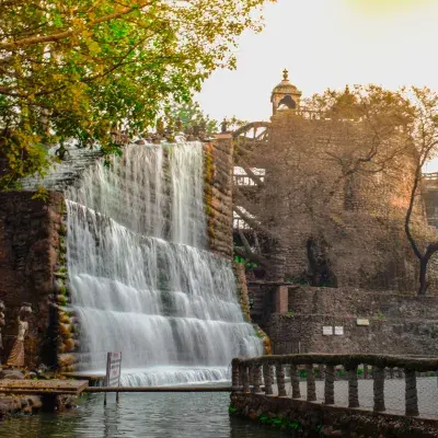 Vibrant Chandigarh City Tour