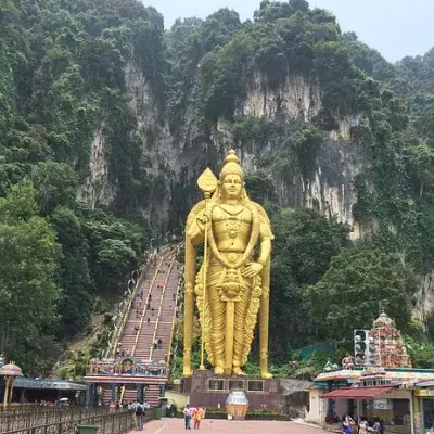 Family Fun: Kuala Lumpur, Sunway Lagoon & Genting Highlands Tour