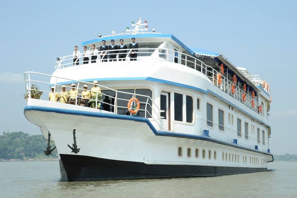 Safari & Cruise in Assam