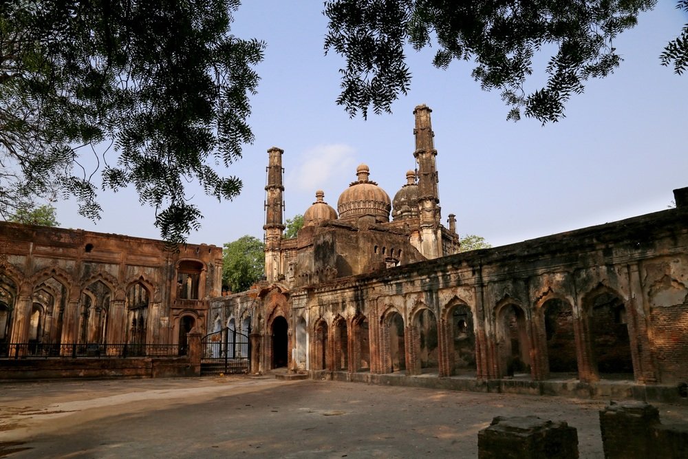 Lucknow Treasures: A Full-Day Private City Tour