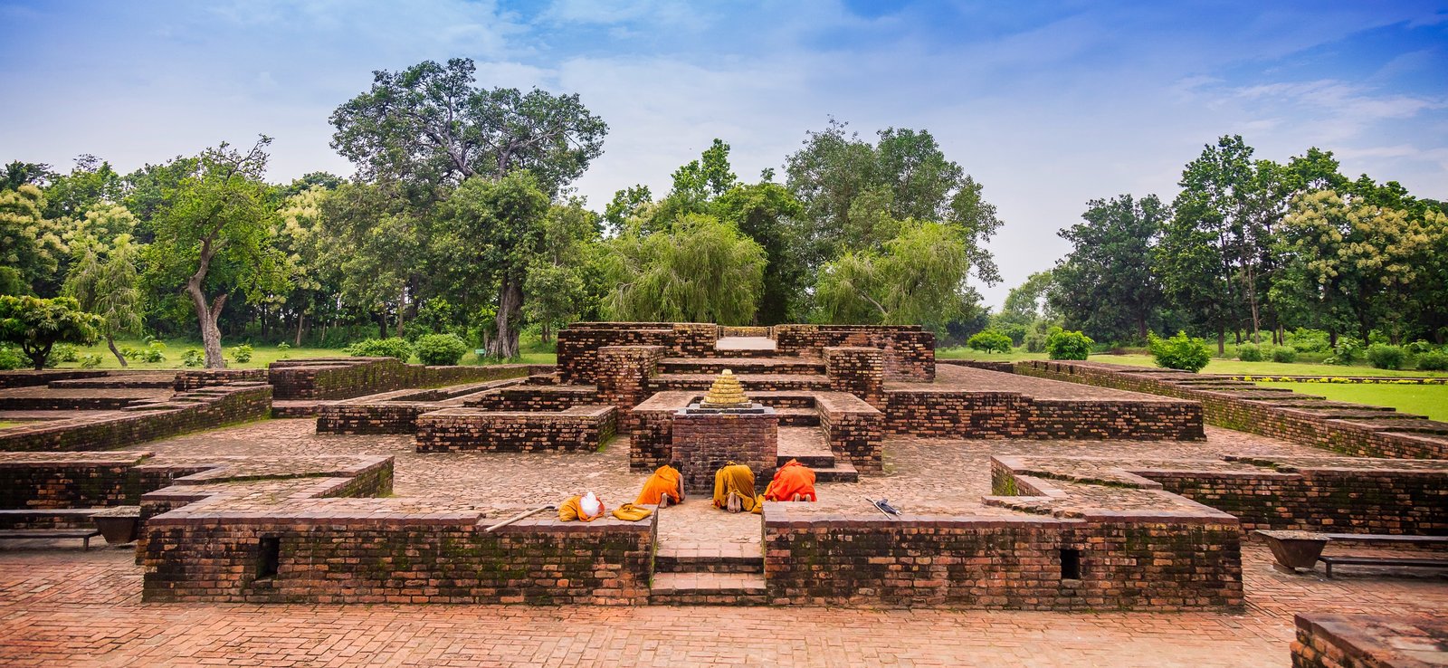 Pilgrimage to Jetavana Monastery: Lucknow to Shravasti Day Trip