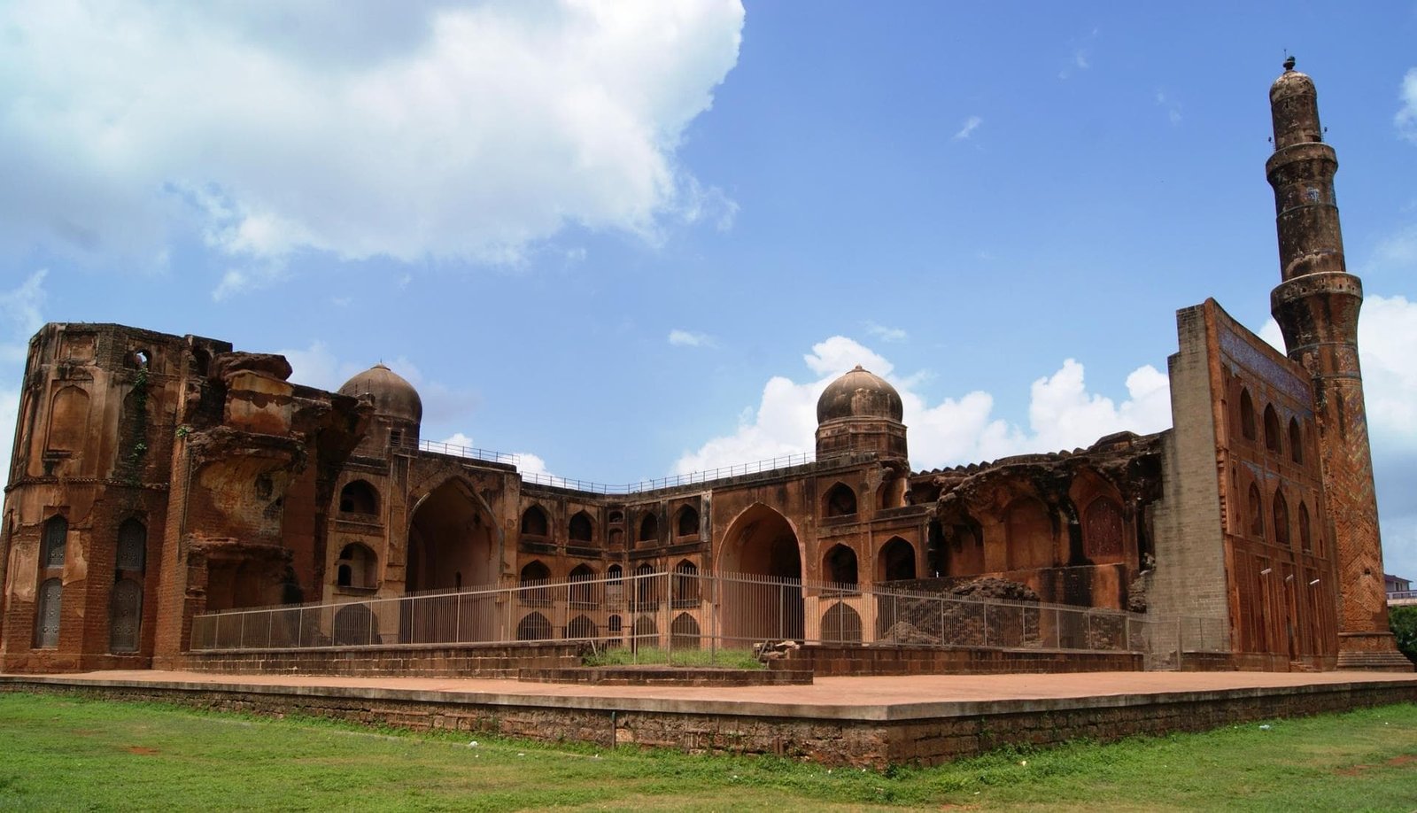The Best of Bidar: A Private Day Tour from Hyderabad