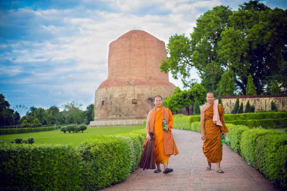 Sacred Sites of India: A Journey through Hindu and Buddhist Pilgrimage