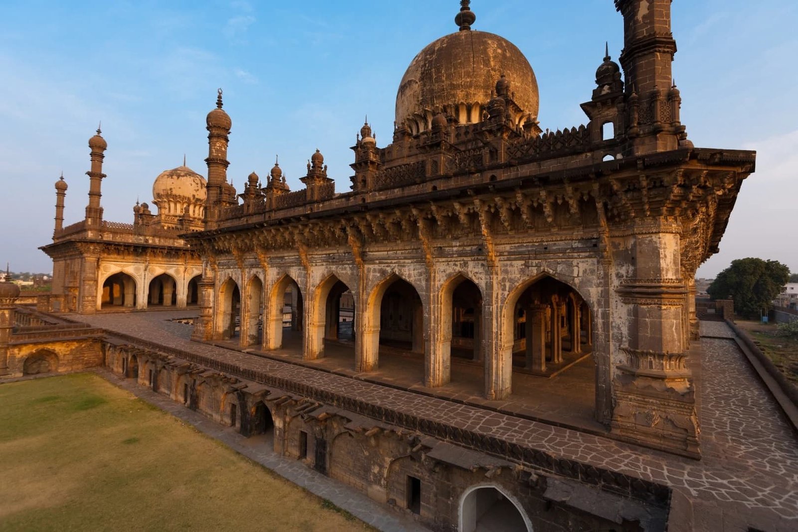 Hyderabad and Bijapur Tour
