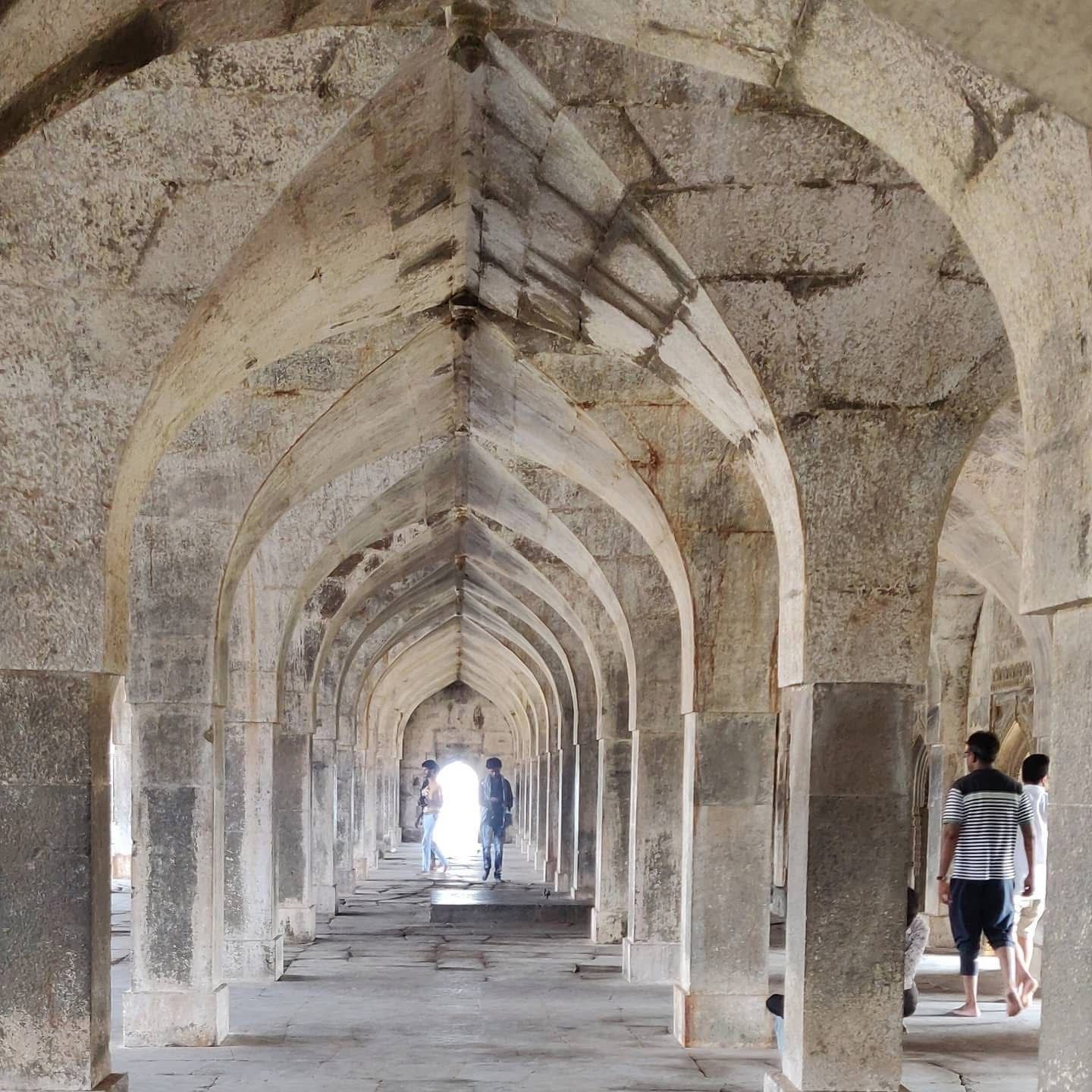 Sacred Sanctuaries: Omkareshwar & Asirgarh Fort Day Tour