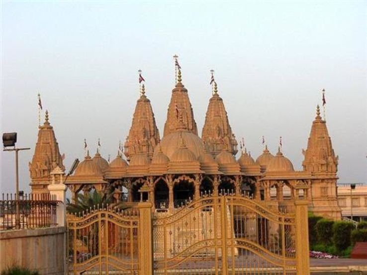 Divine Jain Trail: Private Day Tour to Ankleshwar from Surat