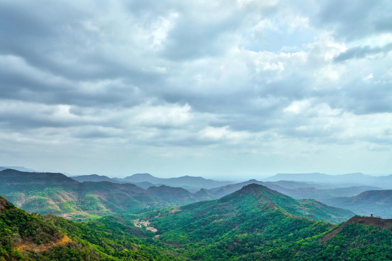Goa to Belgaum, Kolhapur & Radhanagari Wildlife Sanctuary (2 Days)