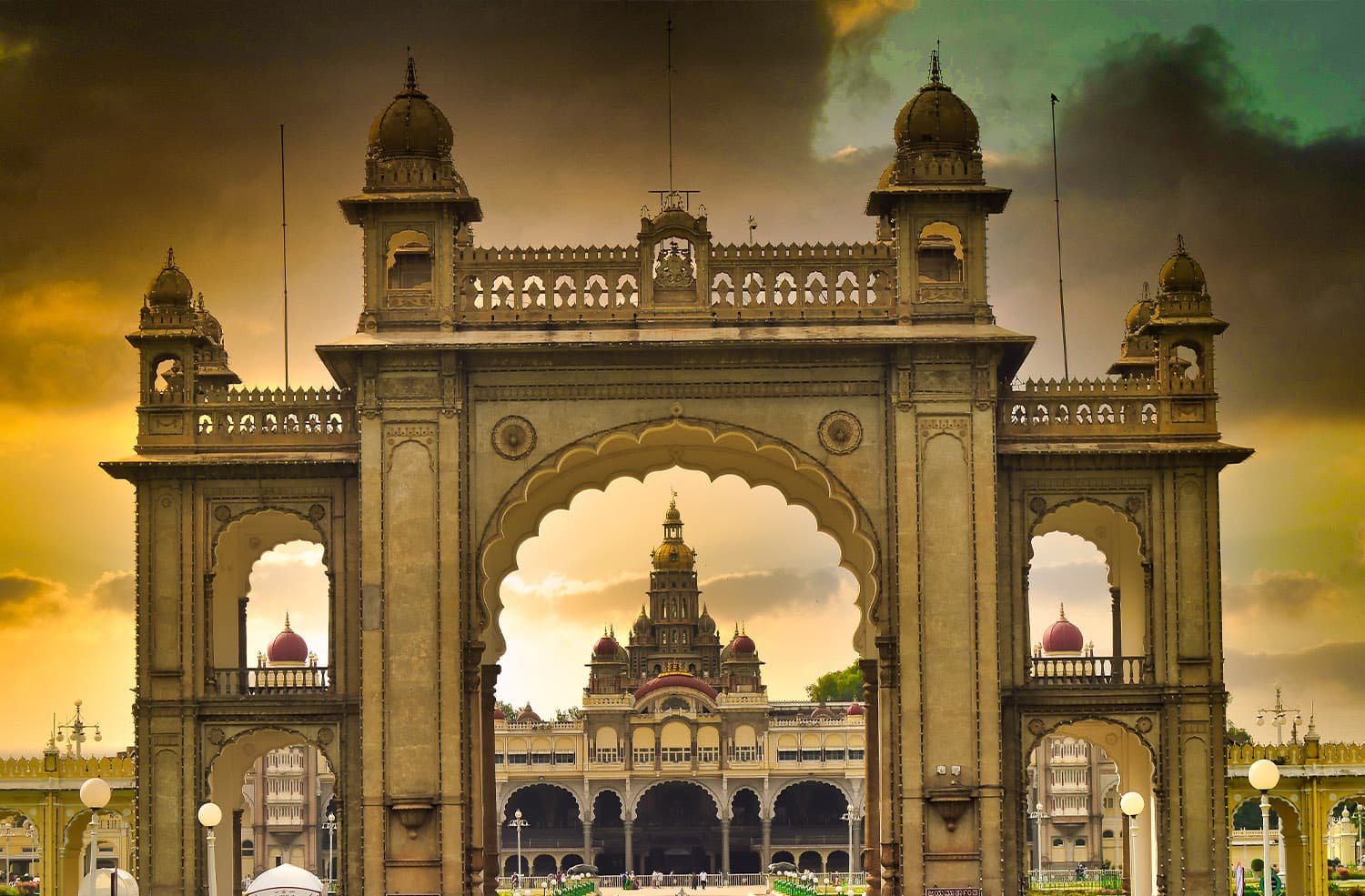 Culture, Heritage and Architecture Tour of Karnataka